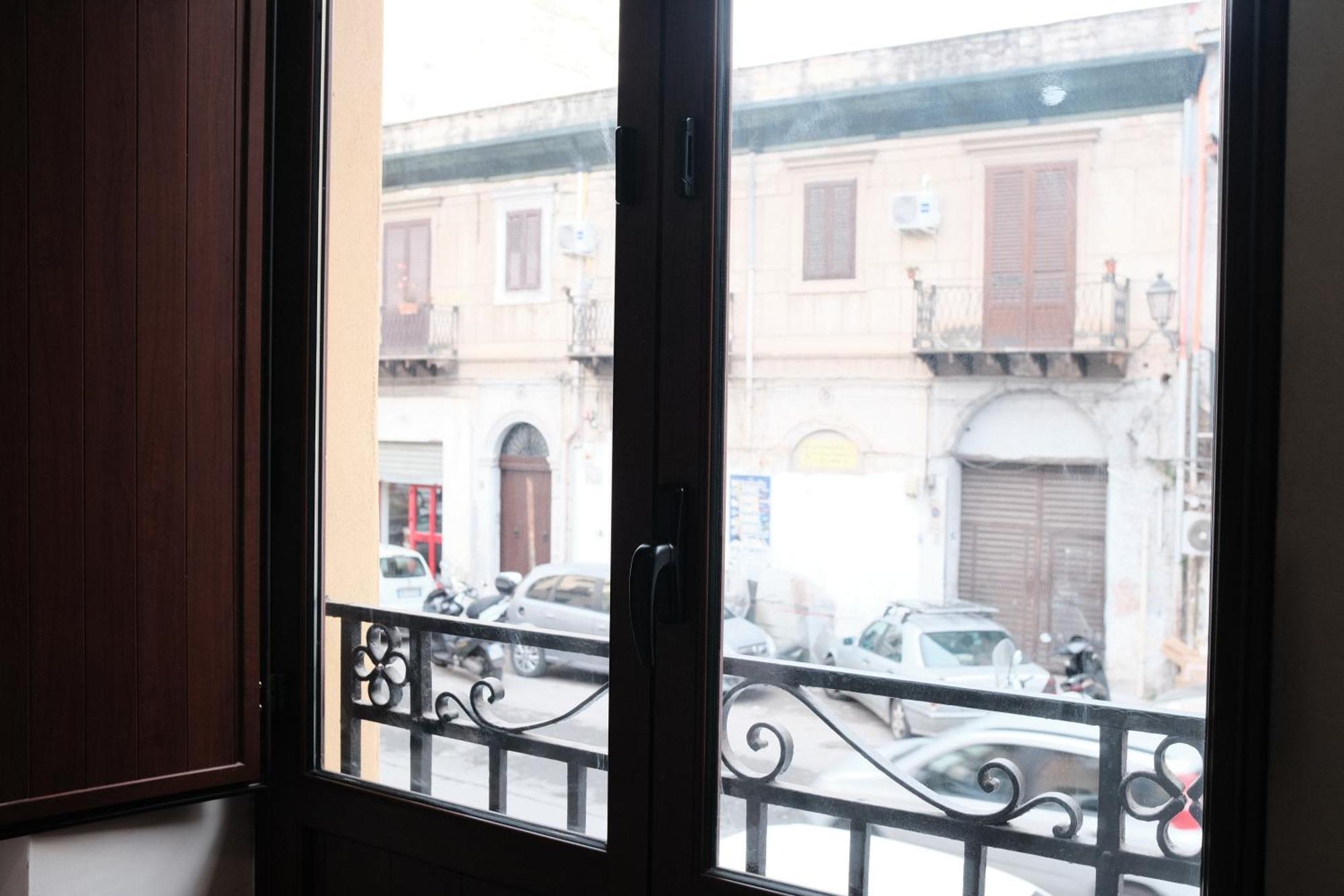 Appartamento Al Bastione Della Pace Palermo Esterno foto